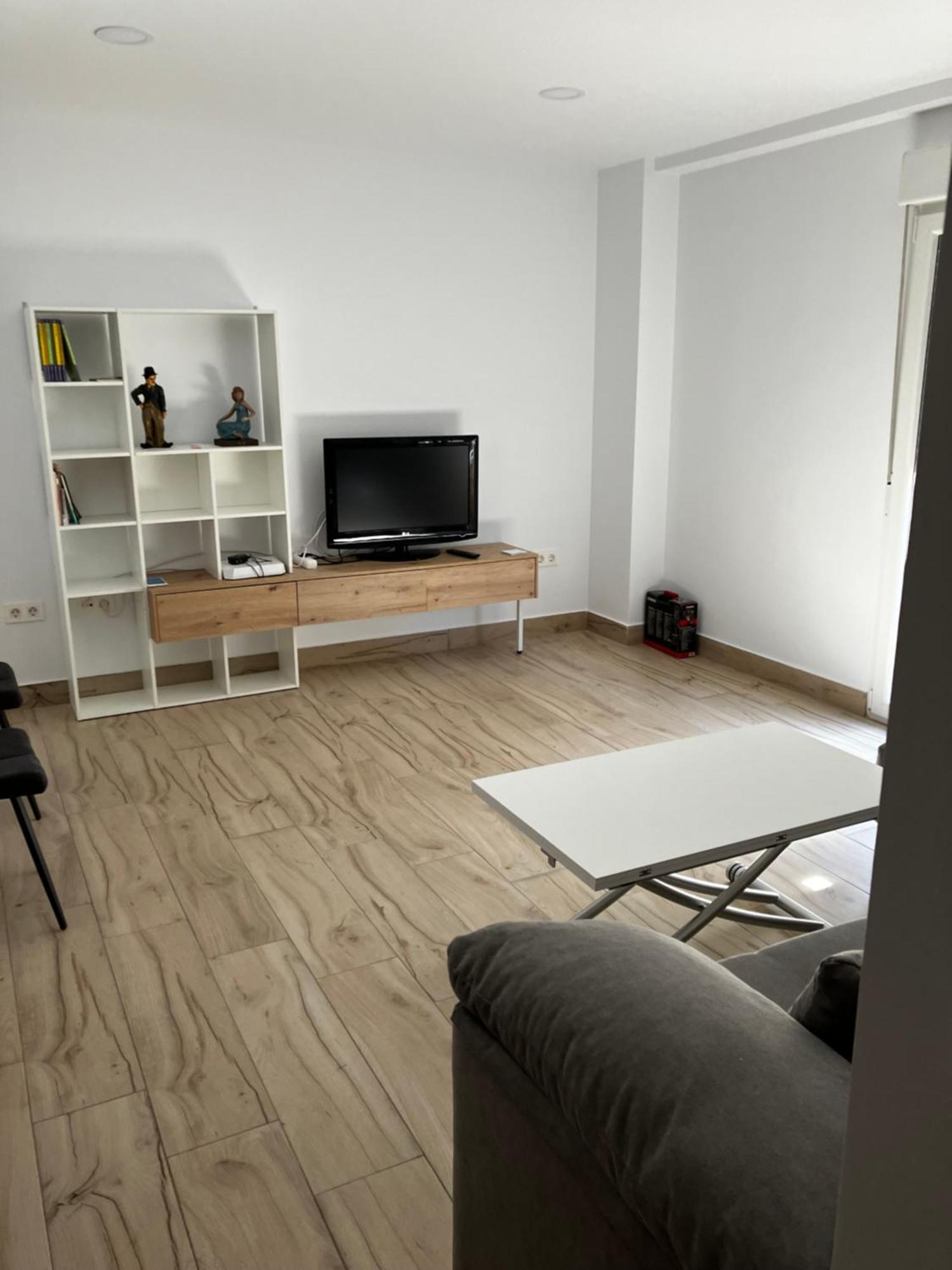 Apartamento En Camino De Ronda De Dos Habitaciones Y Salon Granada Buitenkant foto
