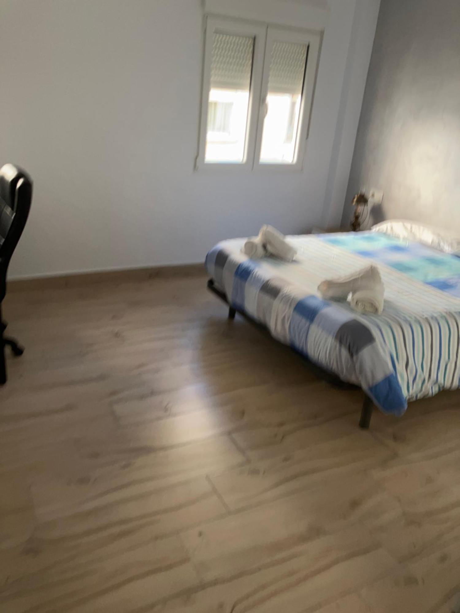 Apartamento En Camino De Ronda De Dos Habitaciones Y Salon Granada Buitenkant foto